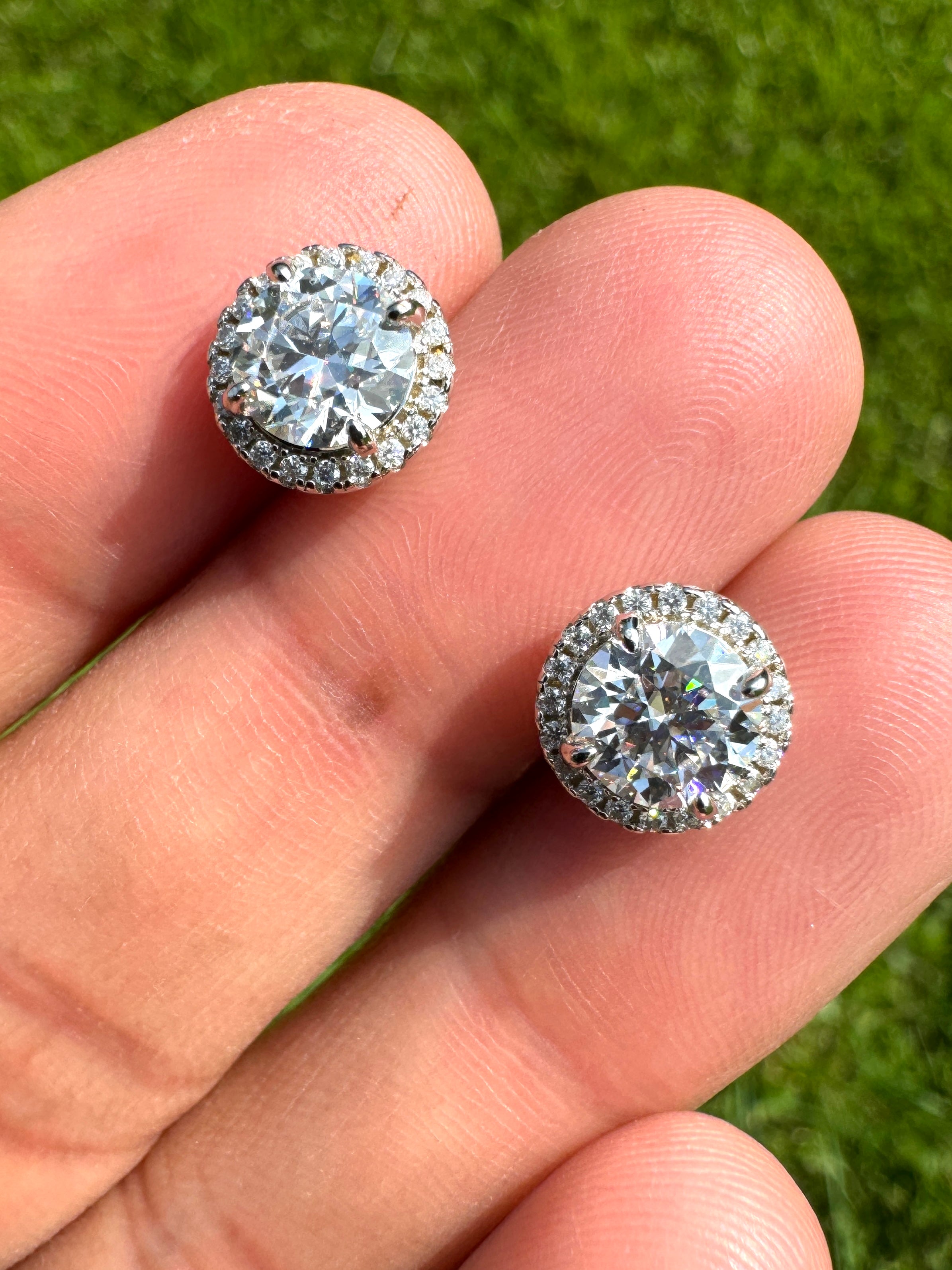 Round Cut VVS Moissanite Halo Earrings | S925 18K