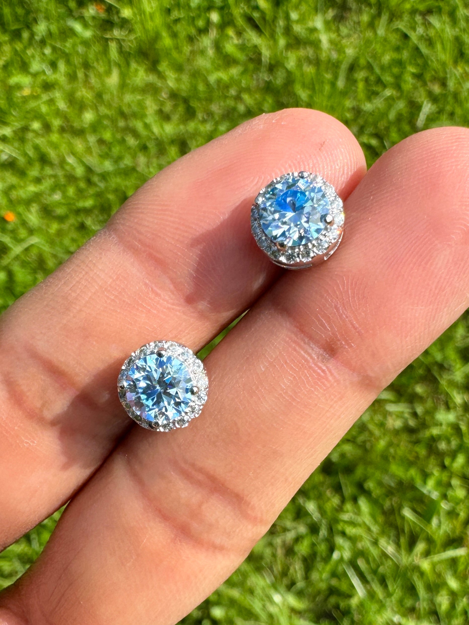 Blue Aura Moissanite Earrings 💎