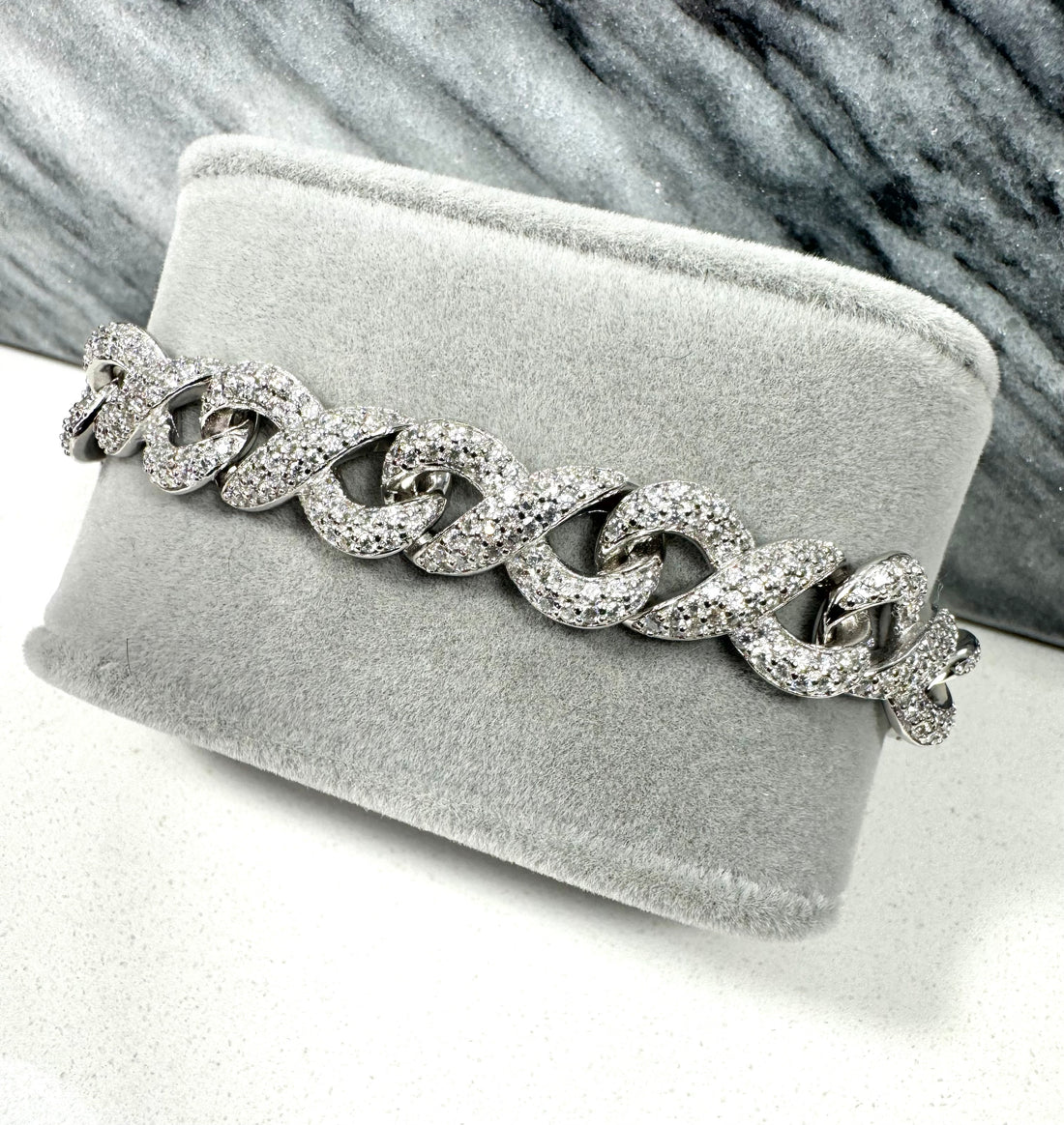 10mm VVS Moissanite Infinity Cuban Bracelet | S925 | 18K White Gold | Passes Diamond Tester ✅