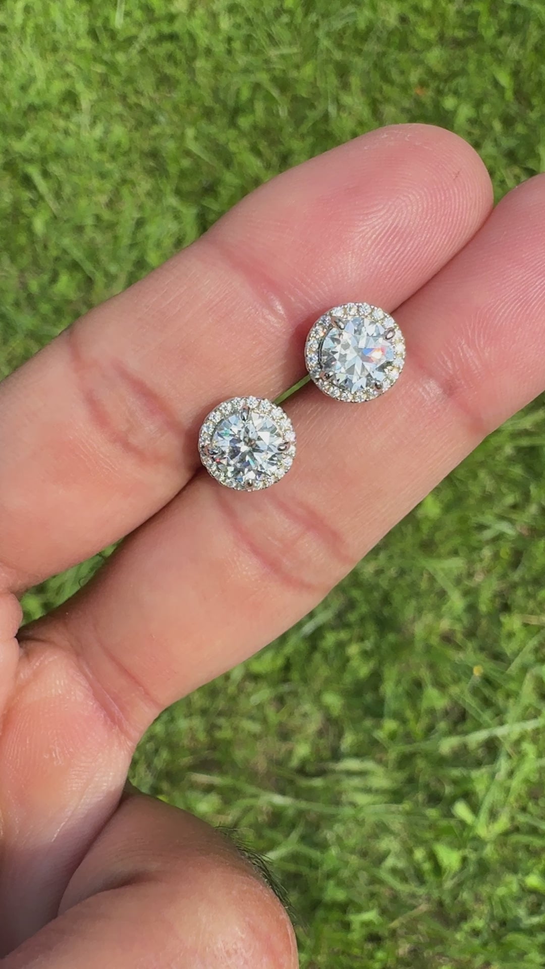 Round Cut VVS Moissanite Halo Earrings | S925 18K